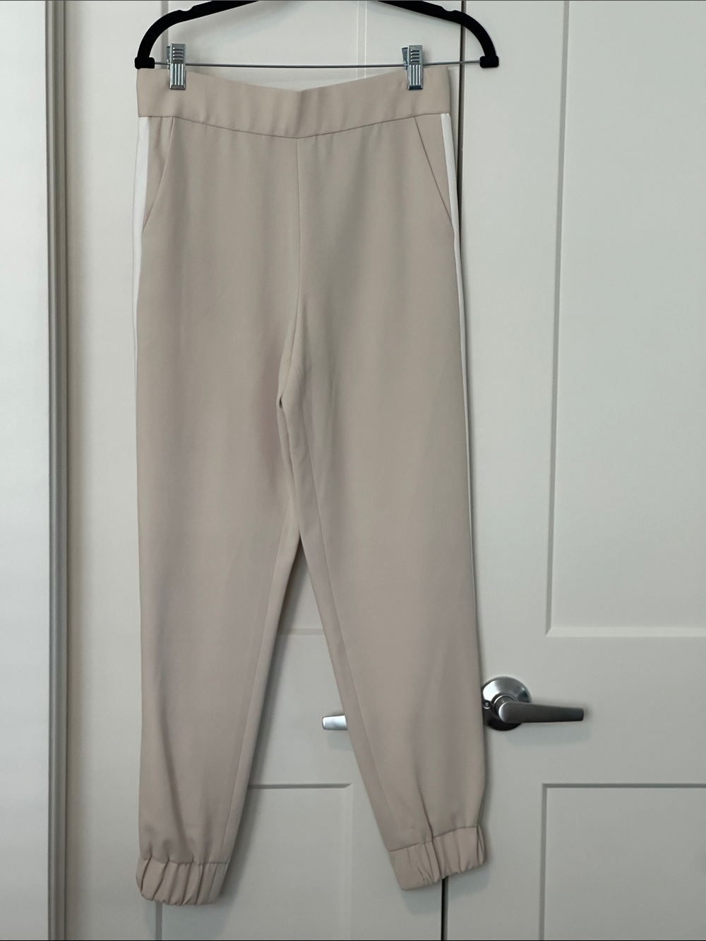 Alice + Olivia Cream Track Joggers with White Side Trim